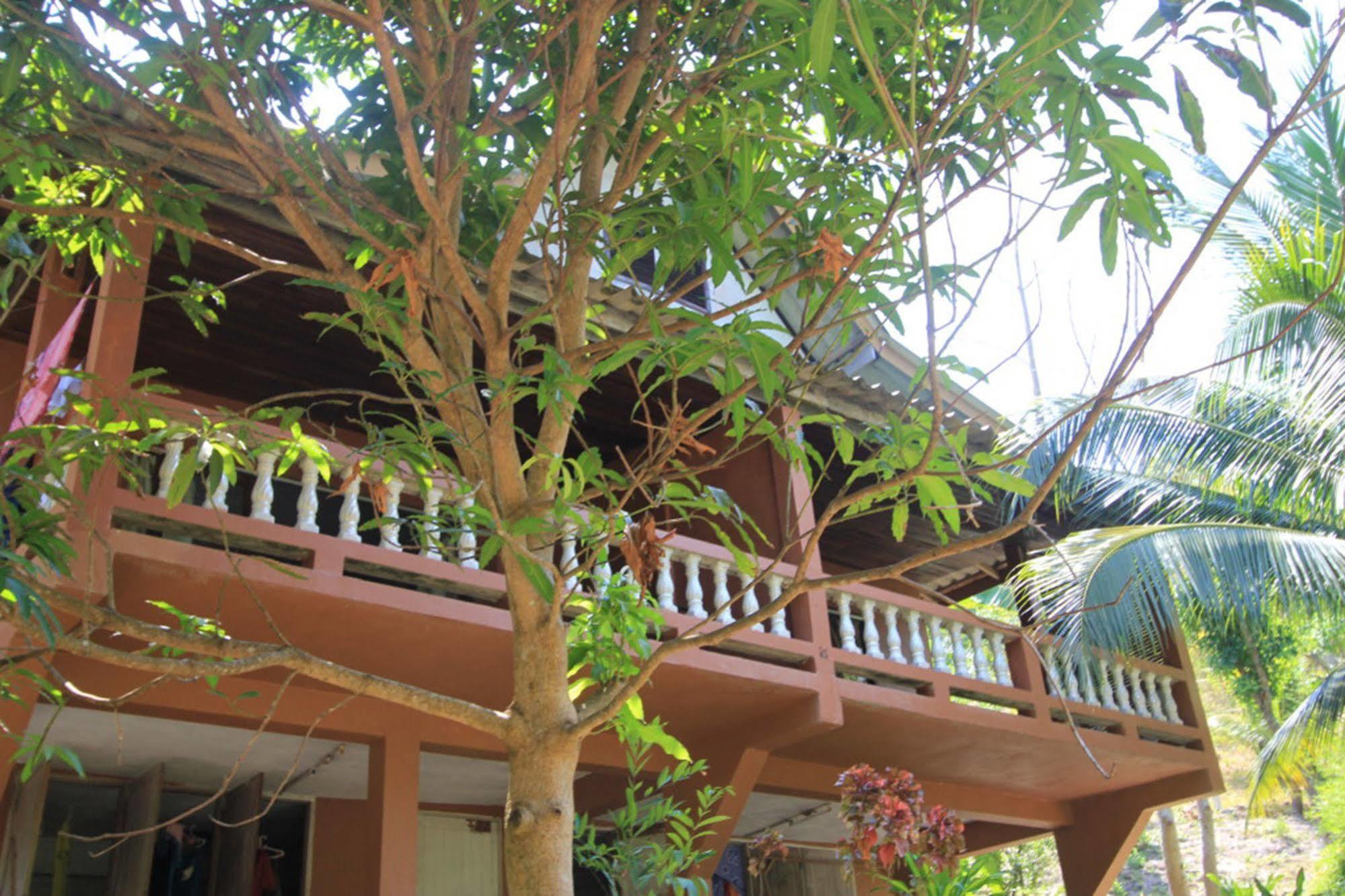 Chomjan Resort Koh Phayam Exterior photo